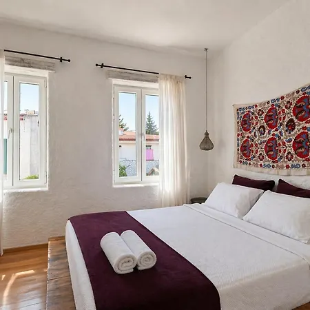 Kozanogluhan 3* Alaçatı