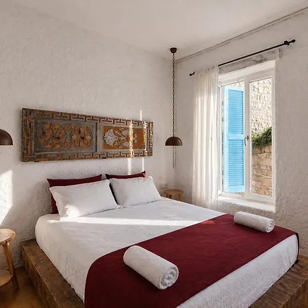 Kozanogluhan Hotel Alaçatı