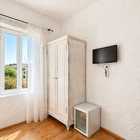 Kozanogluhan 3* Alaçatı