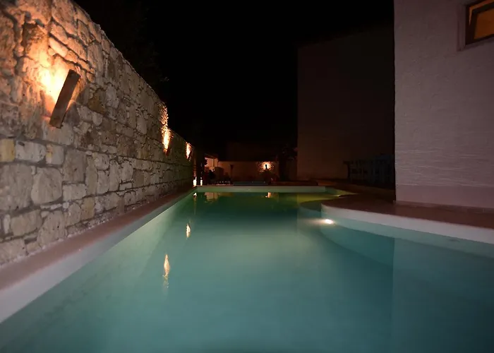 Kozanogluhan Butik Ciftlikkoyu