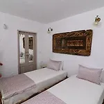 Hotel Kozanogluhan Alacati