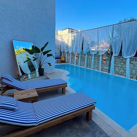 Kozanogluhan Hotel 3*